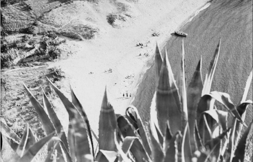Baia di San Montano Ischia dall'alto - Archivio di Friburgo 1933